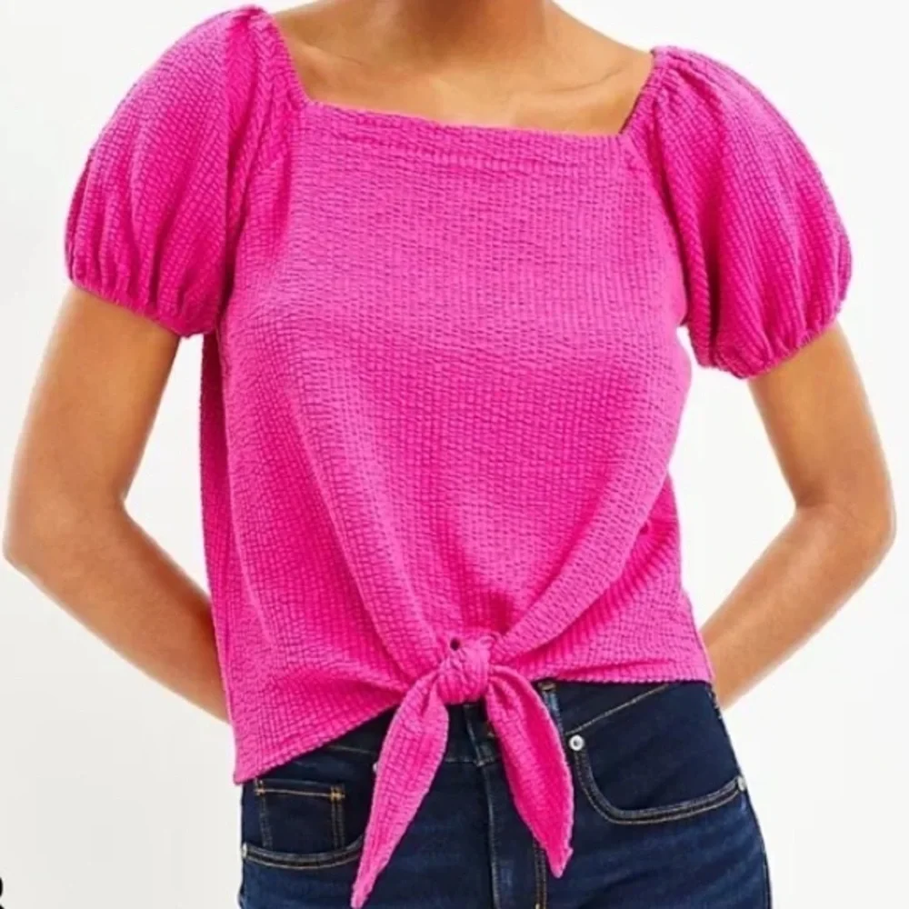 NWT M LOFT Seersucker Women's Hot Pink Tie-Front Top